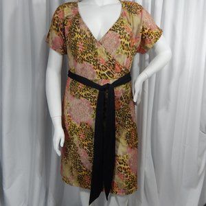 NEW Wrap Around Knee Length Dress ~ Size 2x